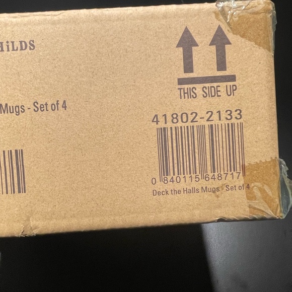 Mackenzie Childs
Deck the Halls Mugs
Set 4 - Picture 5 of 11